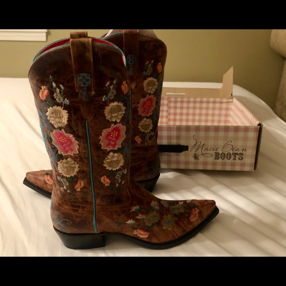Macie Bean: Never Promised You a Rose Garden